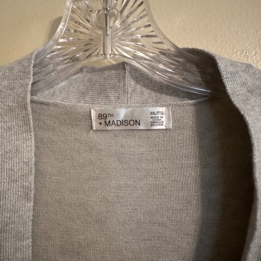 89th & Madison Light Gray Cardigan Size XXL NWT